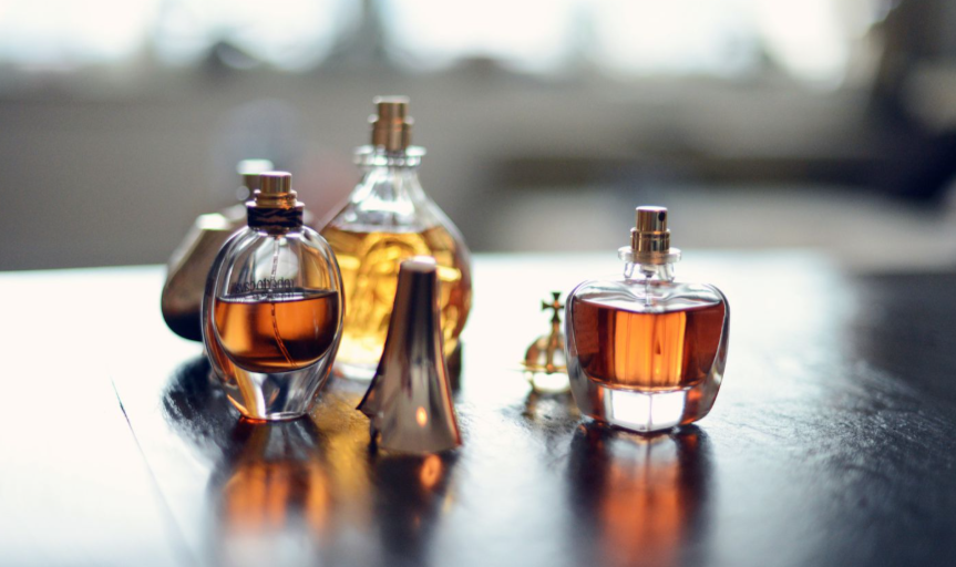Reimagine Luxury with the Sweetest Lie—A Scent That Tells Your Story